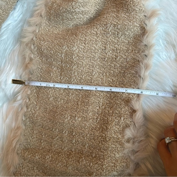 Vintage Angora Rabbit Fur Trim Tan Knit Scarf Minimalist Classic - Picture 5 of 6
